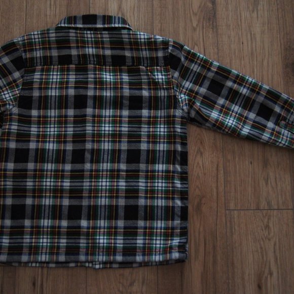 Group of 2 Boy's Button Down Shirts - Picture 11 of 13